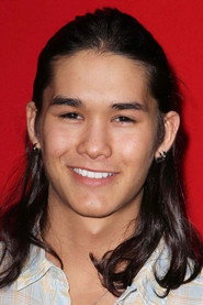 Booboo Stewart fotoğrafı