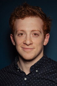 Ethan Slater fotoğrafı