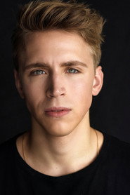 Photo of Zachary Loewen